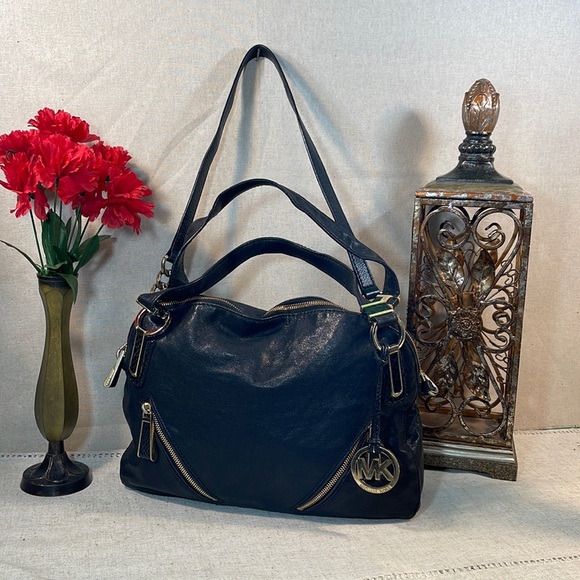 MICHAEL Michael Kors Handbags - MICHAEL KORS Stunning Black Leather Crossbody/Satchel Bag